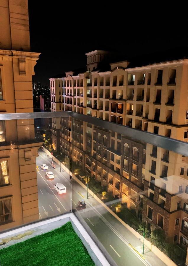 Two Palm Tree Villas Condominium - Studio 8Th Fl With Balcony - Across Terminal 3 Airport パサイ エクステリア 写真